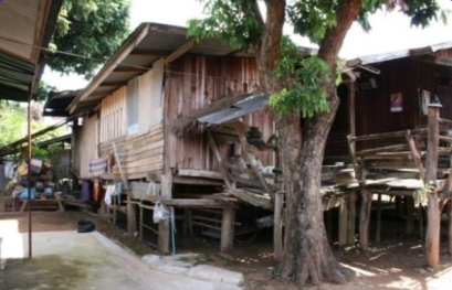 ลักษณะโครงสร้างเรือนสนิท